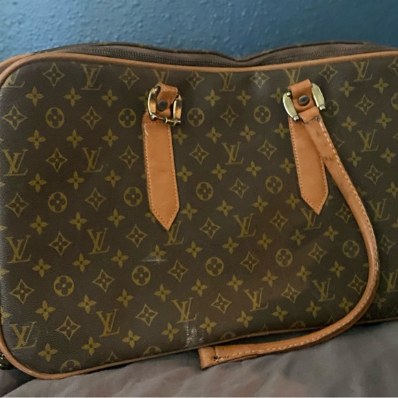 Authentic Louis Vuitton Vintage luggage bag. - Picture 13 of 15